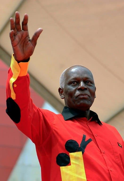 Angola: mort de l'ex-président dos Santos, à la tête du pays pendant 38 ans
